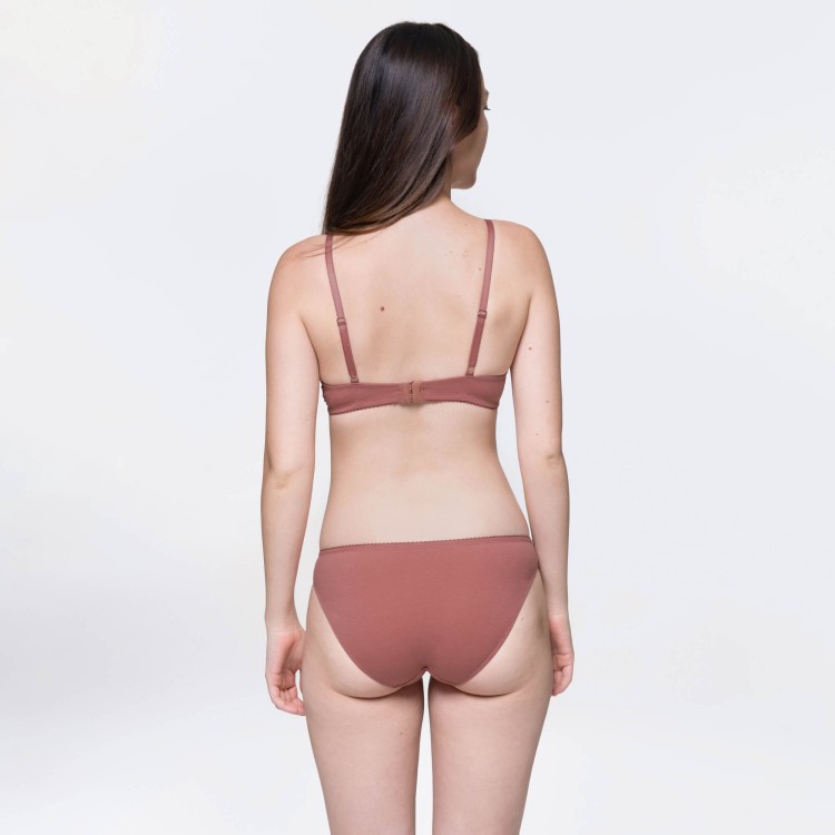 Klasyczne bawełniane figi damskie z koronką