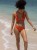 Strój kąpielowy bikini w kolorze neonowego pomarańczu