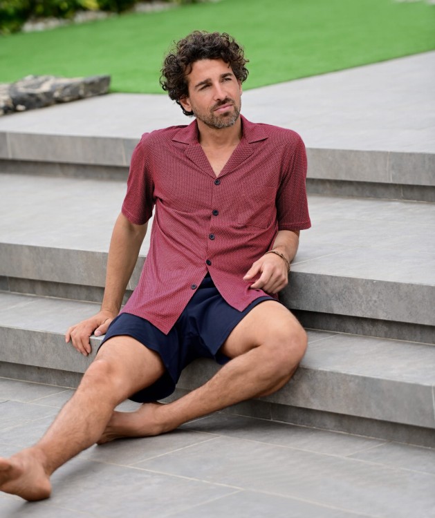 Rozpinana piżama męska z krótkim rękawem i krótkimi spodniami