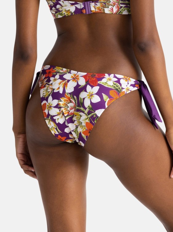 Strój kąpielowy typu bikini z biustonoszem push up