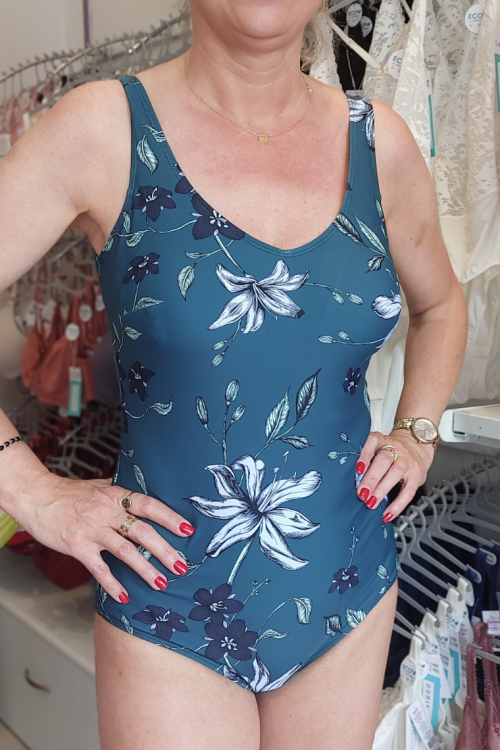 Jednoczęściowy strój kąpielowy modelujący sylwetkę