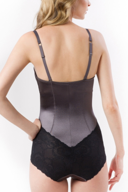 Body modelującez usztywnianymi miskami