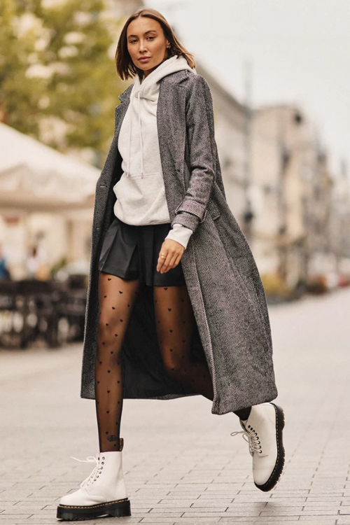 Czarne rajstopy transparentne ze wzorem serduszek Emily