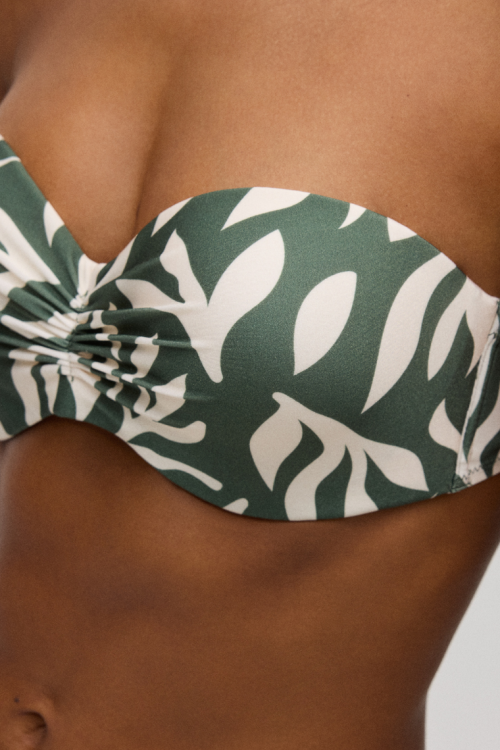 Strój kąpielowy z biustonoszem bandeau push up