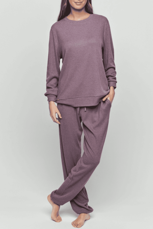 Komplet damski lub piżama z dzianiny w kolorze malwy