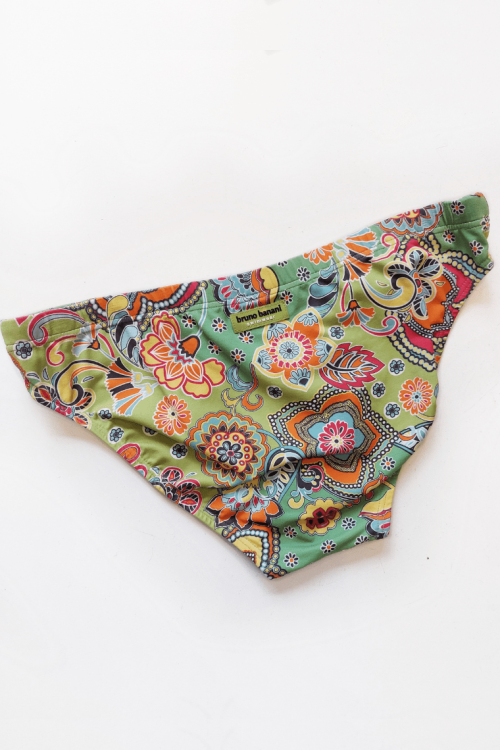 Kąpielówki męskie typu slipy