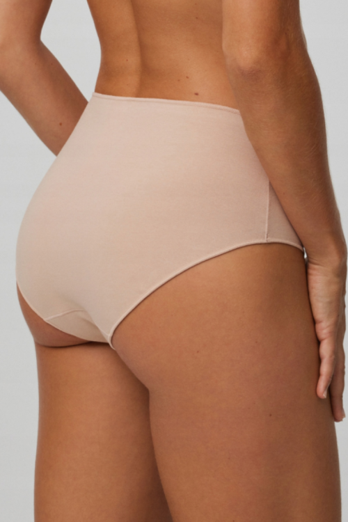 Wysokie beżowe figi z bawełny antyalergicznej z płaskimi szwami