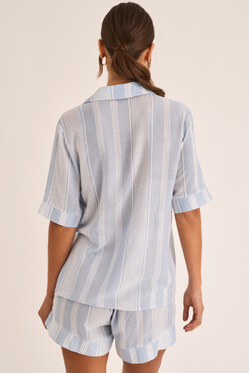 Wiskozowa letnia piżama damskaz krótkim rękawem błękitna
