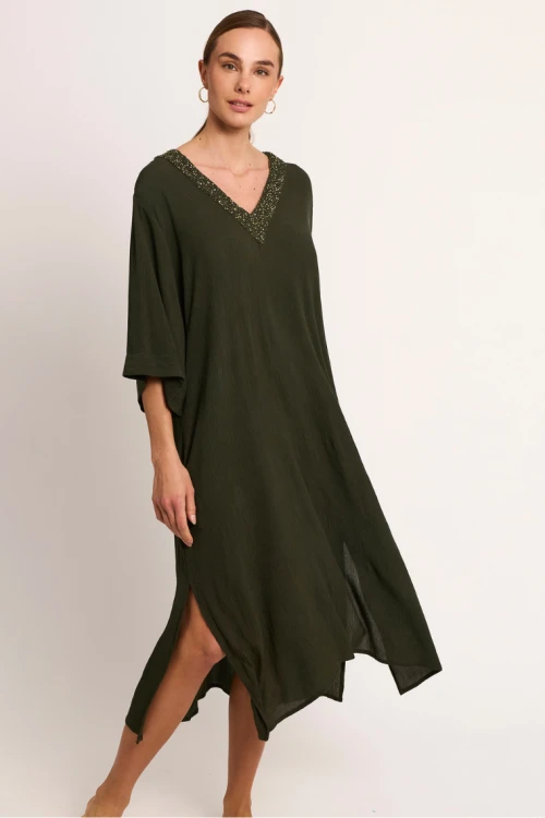 Prosta wiskozowa sukienka z rękawem do łokcia khaki